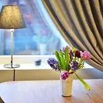 Domillion 2bdr President Palace Free Parking L417 *