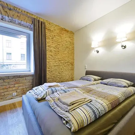 Domillion 2bdr President Palace Free Parking L417 아파트