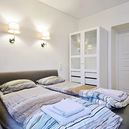 Апартаменты Domillion 2bdr President Palace Free Parking L417 *